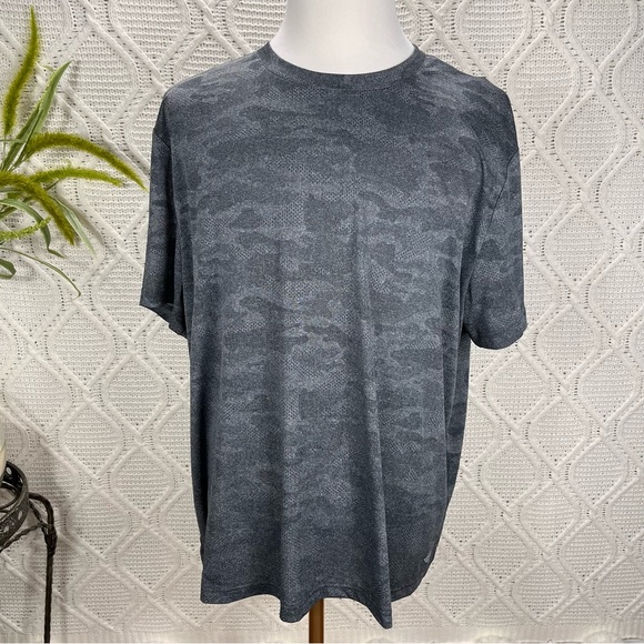 ZELOS Shirts Nwt Zelos Short Sleeve Mens Workout Shirt Gray Camo